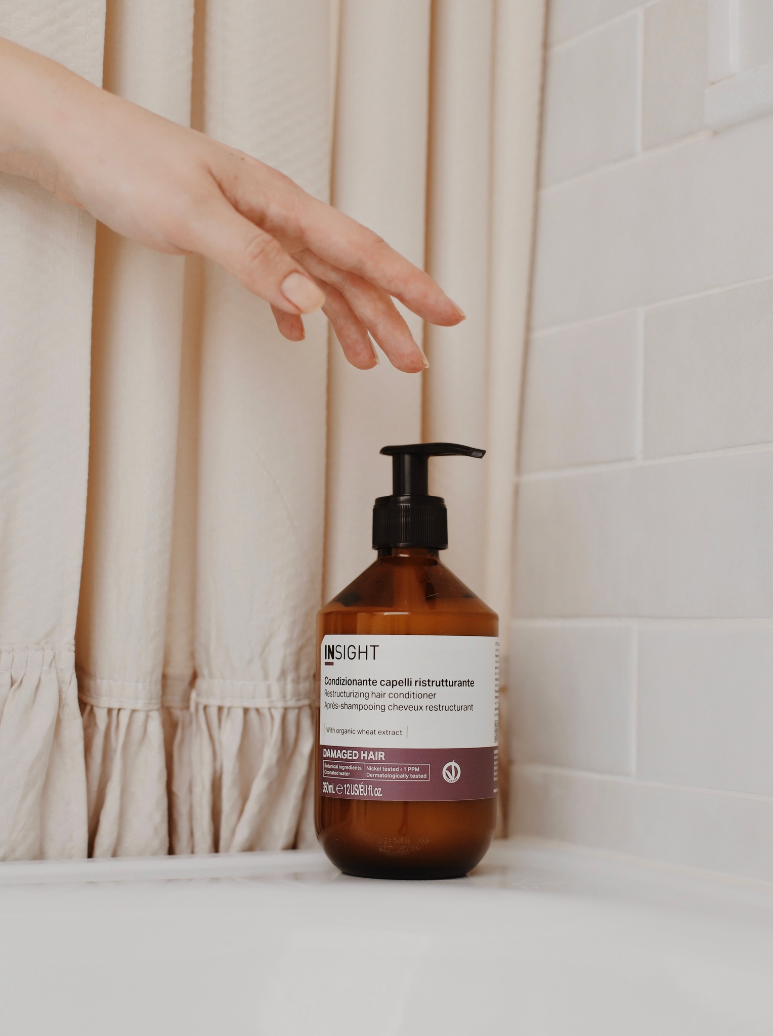 odzywka-do-wlosow-zniszczonych-insight-damaged-hair-350ml.jpg