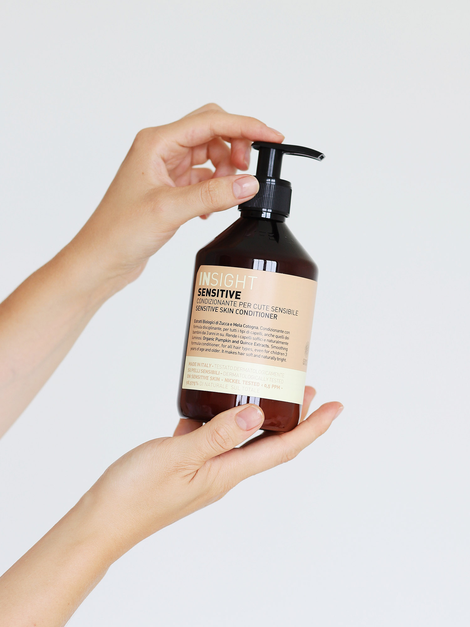 Odżywka do wrażliwej skóry głowy Sensitive 400ml INSIGHT