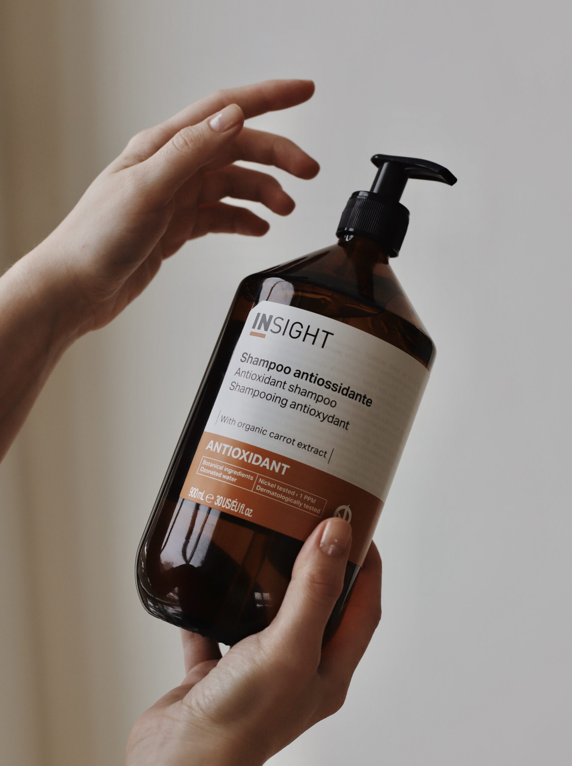 Szampon odmładzający Antioxidant 900ml INSIGHT
