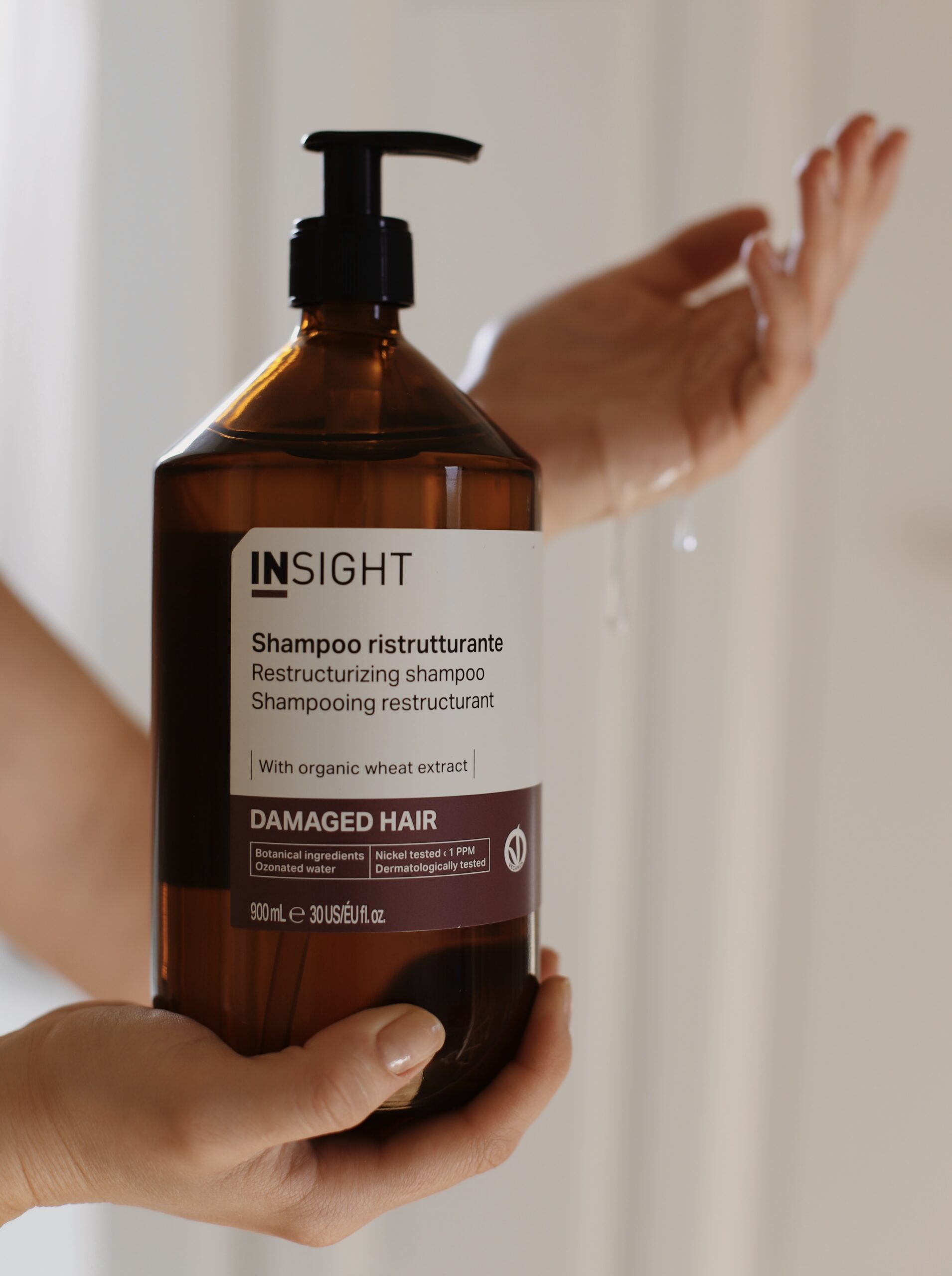 Szampon do włosów zniszczonych Damaged Hair 900ml INSIGHT